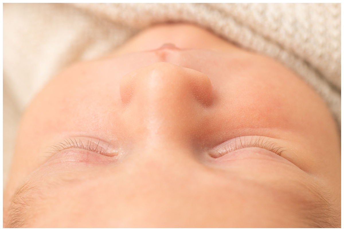 Top Columbus Ohio Newborn Photographer details of newborn eye lashes and nose 